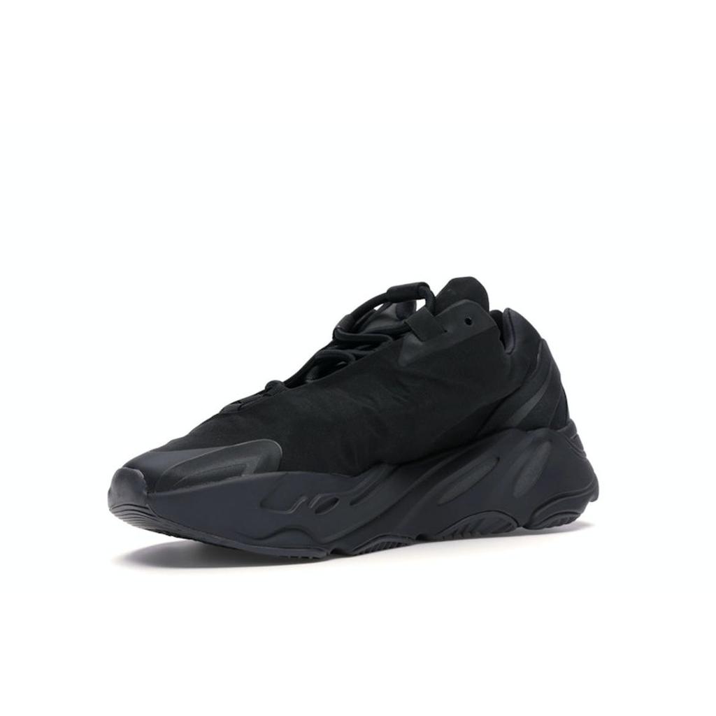 Adidas Yeezy Boost 700 MNVN Тройные черные кроссовки унисекс FV4440