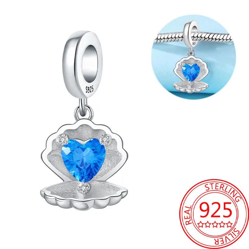 Exquisite Copper Little Monkey Embracing Red Heart Pendant Fit Bracelet Necklaces Party Pairing With Handmade Gifts