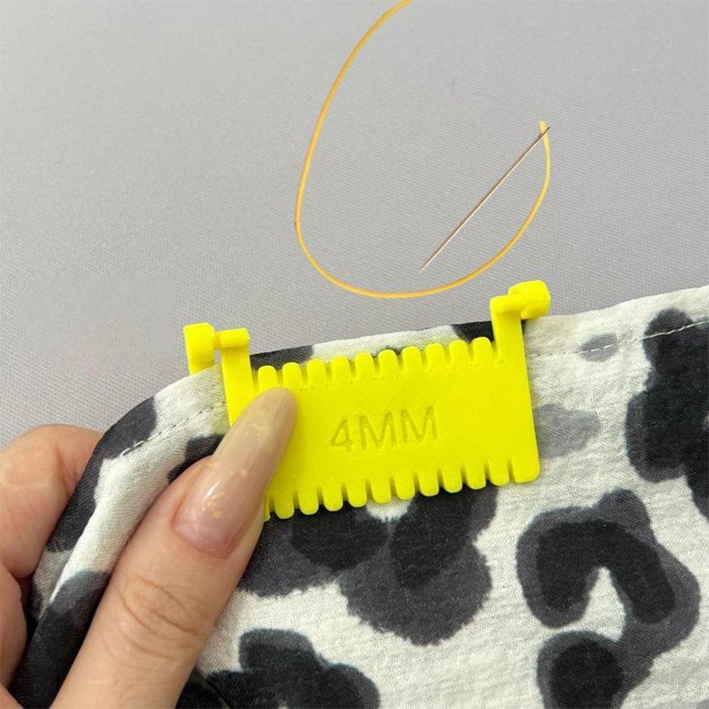 1/2Pcs Needle Gauge Edge Stitching Lock Sewing Gauge Quilting Hemming Non-Slip DIY Sewing Aid Tools 2/3/4/5MM Clip-on Tool