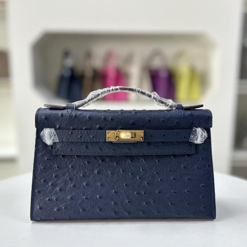 Сумка с узором под страуса первого и второго поколения