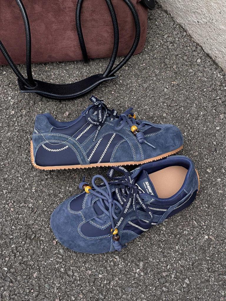 Кожаные ретро уродливо-милые немецкие тренировочные туфли женские 2025 осень новые универсальные одинарные туфли повседневные для увеличения роста Forrest Gump shoes women