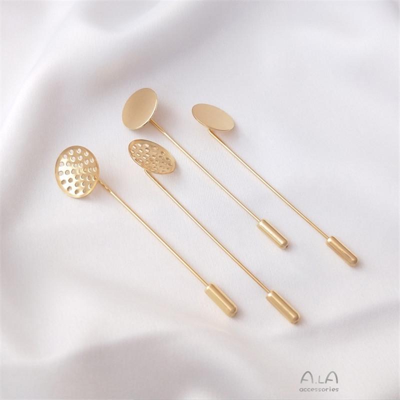 Брошь-диск из сетки с заполнением золотом 14 карат с сохранением цвета и позолоченной медной булавкой