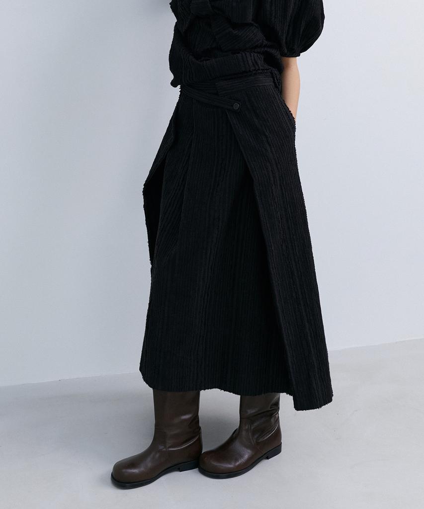 Epinggeulleo Origami Wrap Skirt - Black