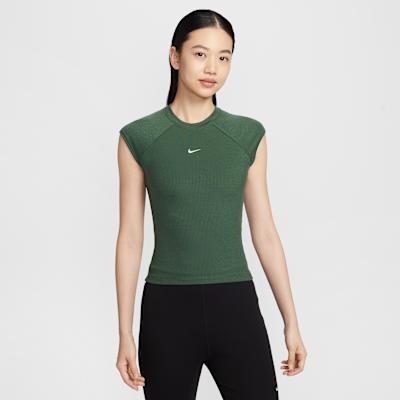 Nike T Shirts Women's Green Crew Neck Moderate