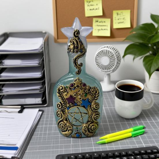 Yousheng Vintage Decorative Bottle Ornament Resin Star Theme Vase Table Centerpiece Bedroom Living Room Dining Table Bookshelf Desktop Decoration