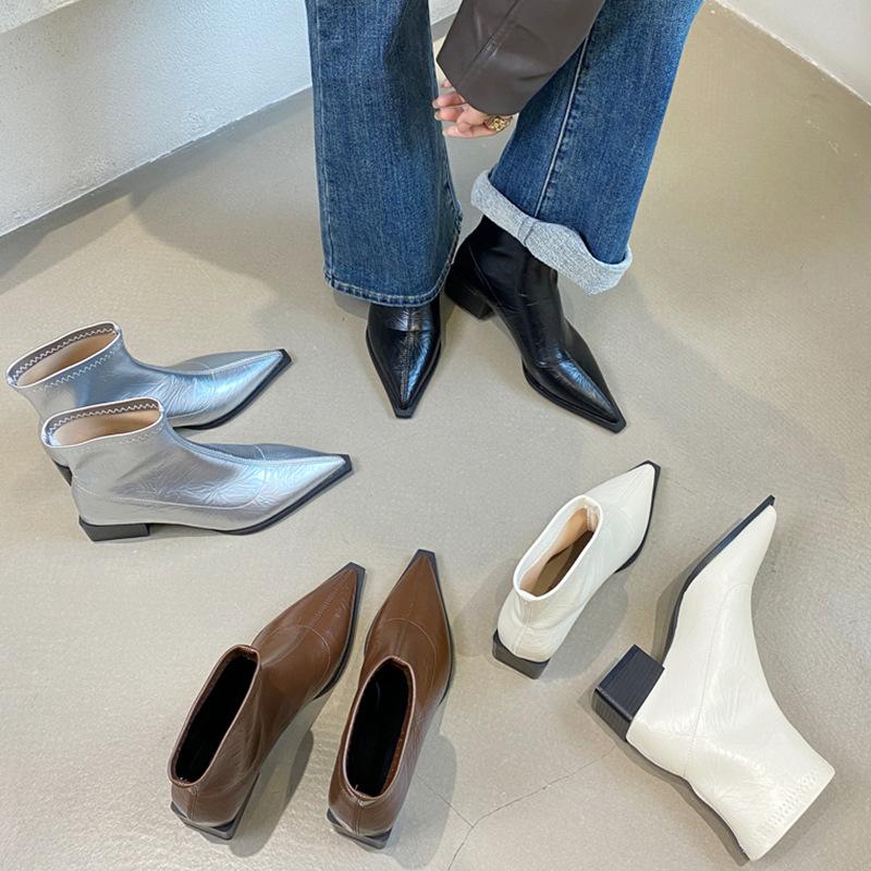 Французские остроносые короткие ботинки женские ботинки 2025 осень и зима новые толстый каблук эластичные тонкие ботинки серебристые тонкие модные ботинки