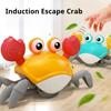 Электрическая обучающая игрушка «Краб», которая может ползать, двигаться и убегать, привлекая детские игрушки