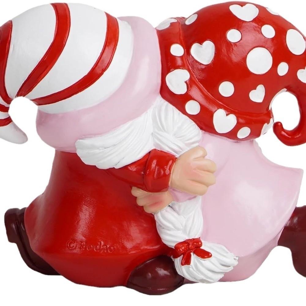 Decorative Valentine's Day Decor Romantic Heart Ornament Cute Heart Dwarf Figurine  Lover Gift