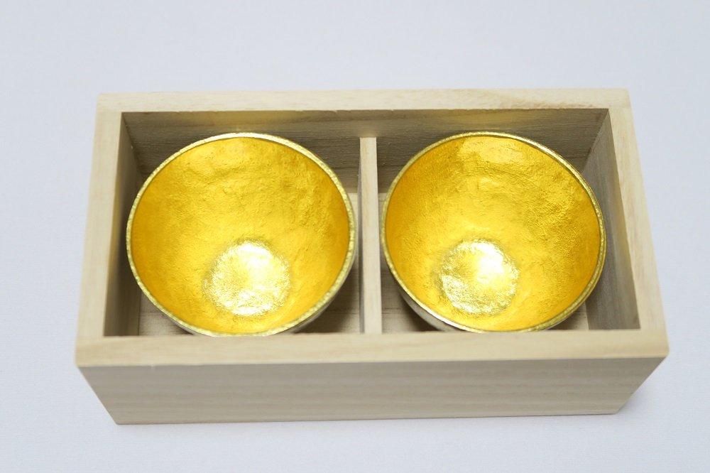 Nousaku Sake Cup Gold Leaf Gold Pair Paulownia Box Specification Set of 2