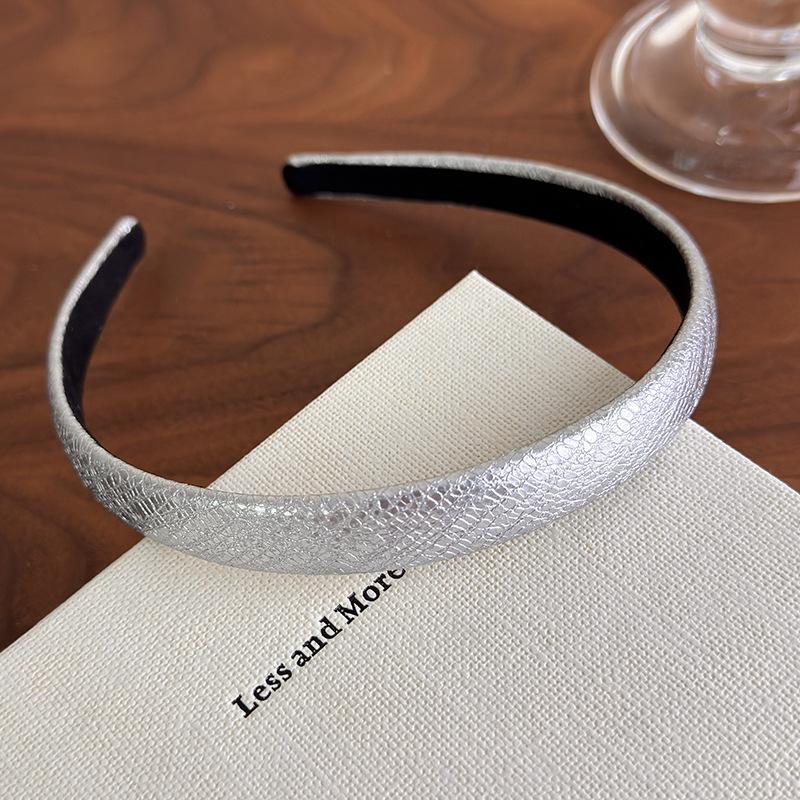 Повязки на голову из искусственной кожи для женщин и девочек, широкие повязки для волос в корейском стиле, элегантный женский обруч для волос, модные аксессуары для волос, головные уборы