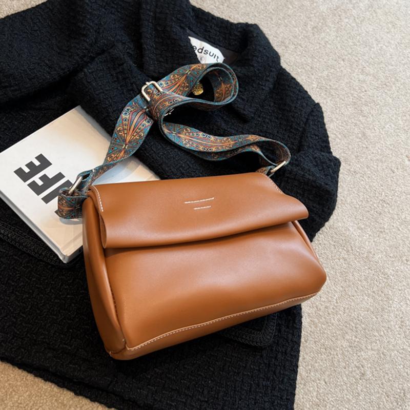 Yogodlns Винтажная сумка, женская новая высококачественная сумка на плечо, простая и универсальная, с широким ремнем, однотонная сумка через плечо, маленькая квадратная сумка