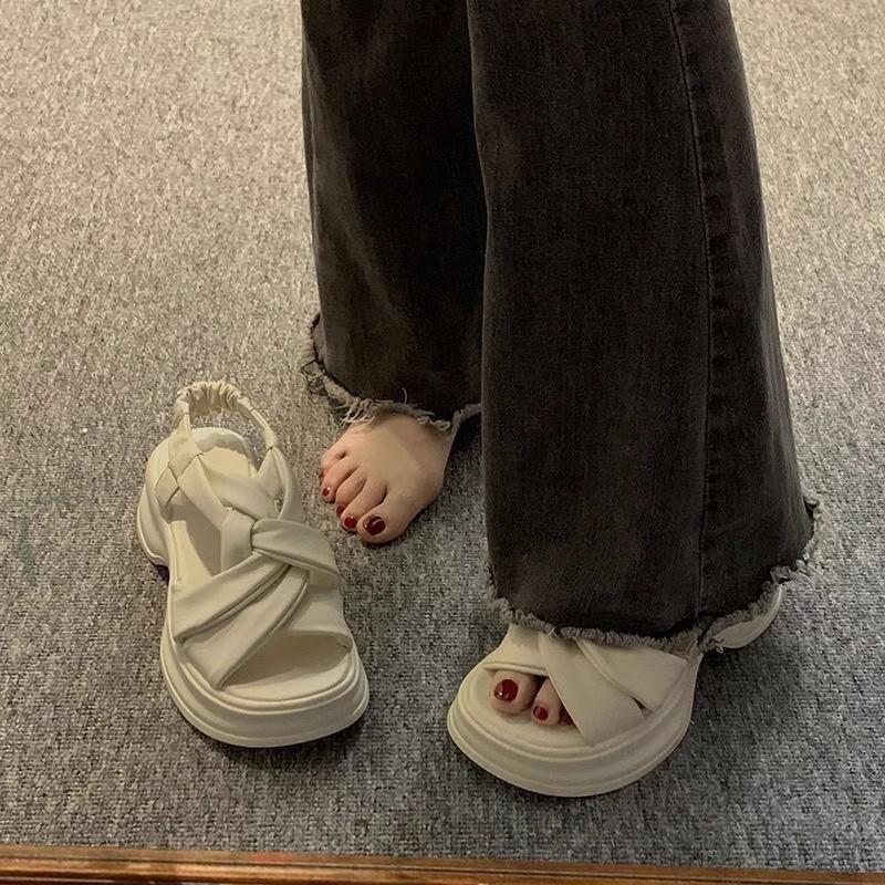 Женские спортивные сандалии на платформе в новом кампусном стиле повышают универсальность и не утомляют ноги