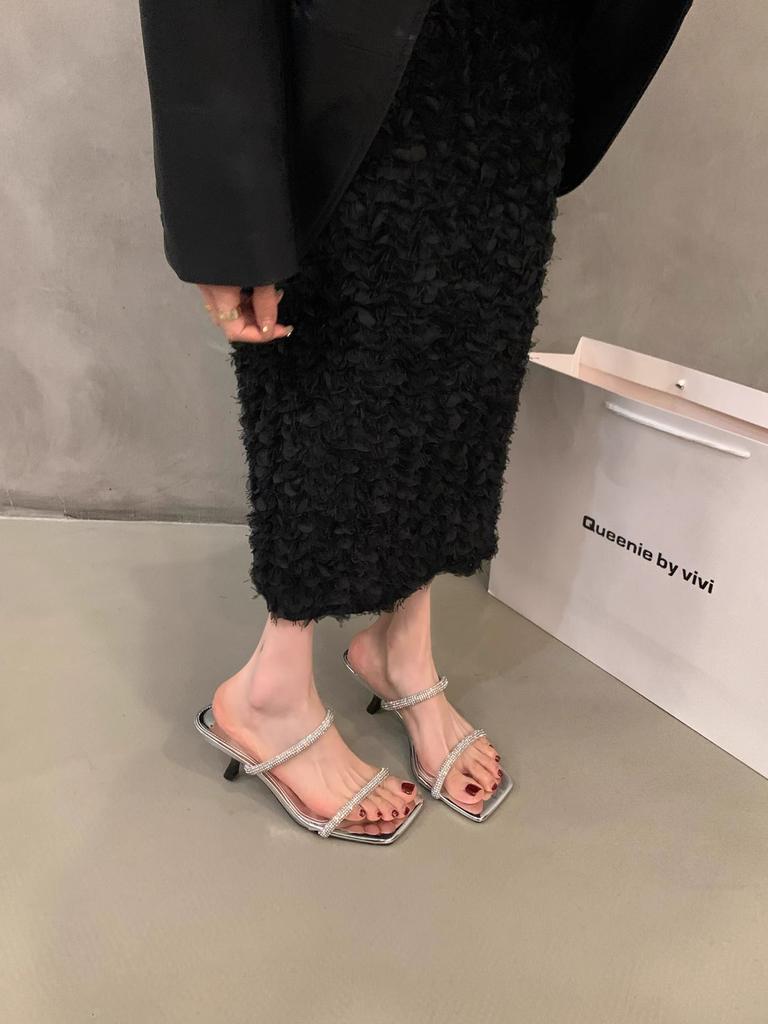 Beautiful Slippers Women's Summer Wear 2024 New Fashion Evening Wind High Heels Cool Slippers Rhinestone Fairy Style Sandals