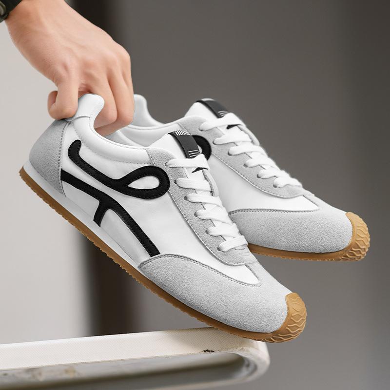 Модные мужские кроссовки 2025 Новая летняя мода Повседневная обувь Удобные трендовые кроссовки Нескользящие на шнуровке Уличные кроссовки для бега Zapatillas