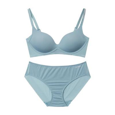 Комплект трусиков-бюстгальтеров Wonder Bra Integrated Volume Mold No-Wire (4 цвета)
