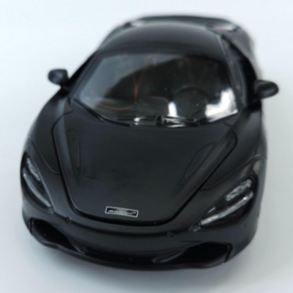 Спортивный автомобиль McLaren 720S в кузове кабриолет Модель 1:24 литых, Игрушка