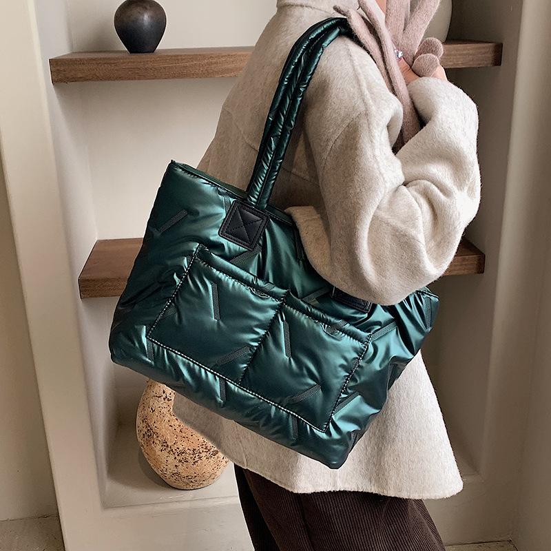 Large-capacity Cotton Clothing Bag Women's 2025 New Korean Version Solid Color Simple Women's Shoulder Messenger Bag Commuter Tote Bag