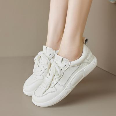 Кожаные маленькие белые туфли женские с мелким вырезом весна и лето новые дышащие универсальные одинарные туфли на плоской подошве