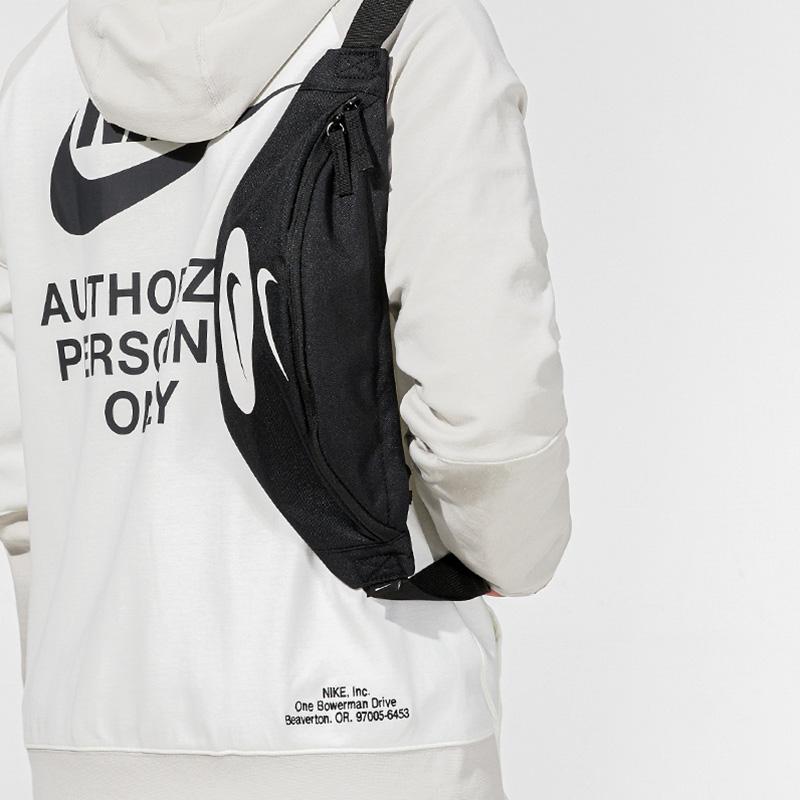 Nike Тканевая сумка-слинг Поясная сумка Обычная Унисекс Черный Белый Повседневная DQ3433-010 Повседневная DQ3433-010
