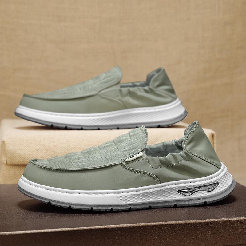 Canvas shoes new men's lazy shoes ice silk mesh men's shoes comfortable breathable socks shoes