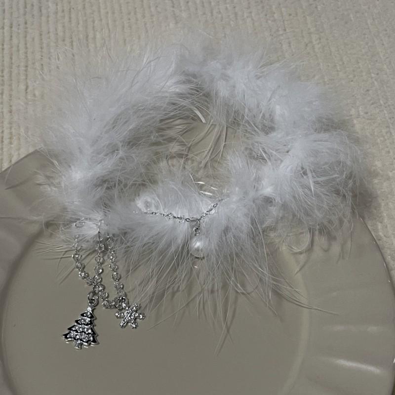 Elegant Rhinestone Snowflake Pearl Necklace