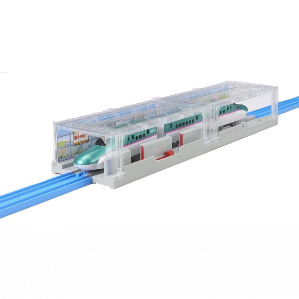 Takara Tomy Plarail Home Door Station J-26