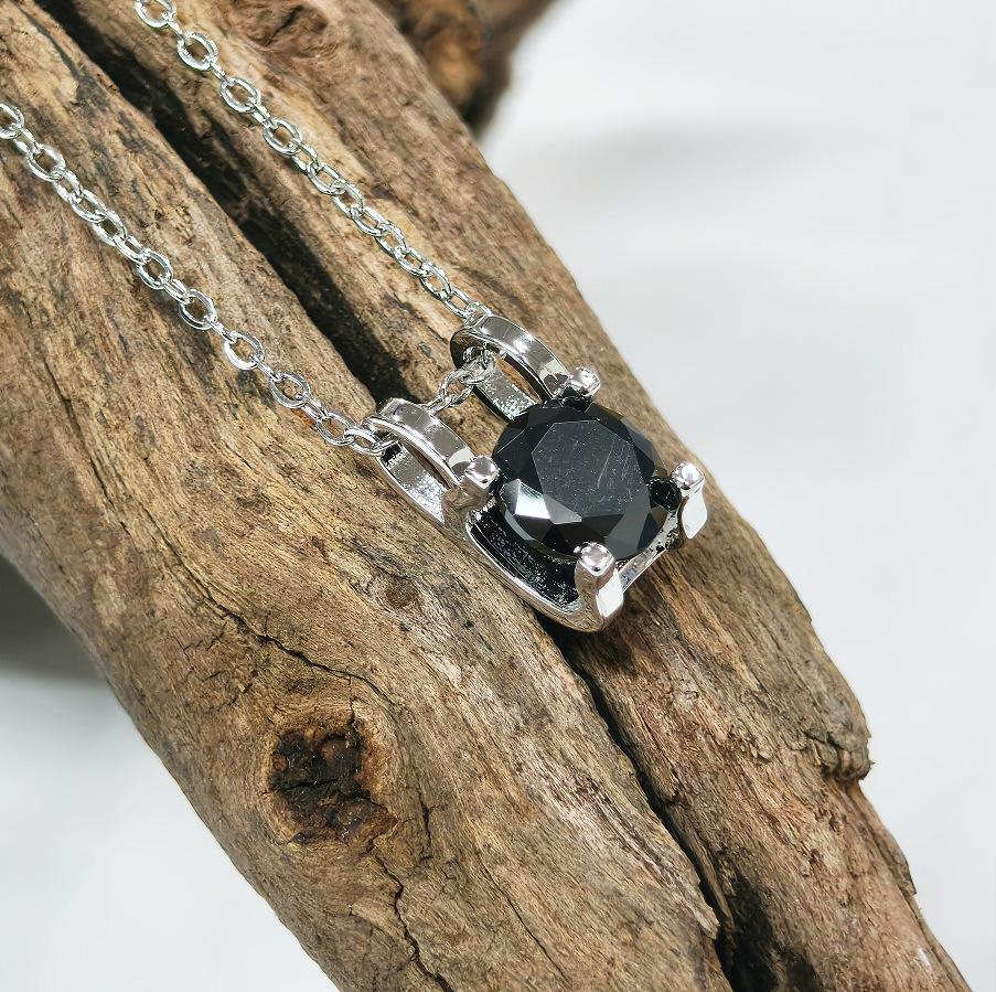 Gesen Jewelry: Трехпредметный набор "Черный Алмаз" - Классическое Кольцо, Серьги, Кулон для Мужчин и Женщин в Высококлассном Холодном Стиле