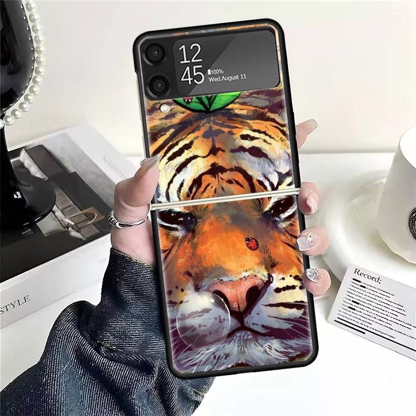 Превосходные Чехлы с Рисунком Тигра для Samsung Galaxy Z Flip 4 5 6 7 3 Z Flip7 Flip6 Flip4 Flip5 Flip3 5G Жесткие Ударопрочные Fundas C