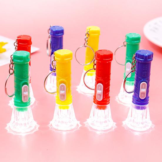 12 шт. Маленький фонарик Легкое включение/выключение Яркий мини-фонарик Компактный размер Легкий Аварийный фонарик Для кемпинга на открытом воздухе Игрушка