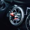 Yousheng Клипса для вентиляционного отверстия автомобиля Функциональный освежитель воздуха Долговечный устранитель запахов Легко установить Вентиляционная декорация в авиационном стиле Автомобильный аксессуар Подарок