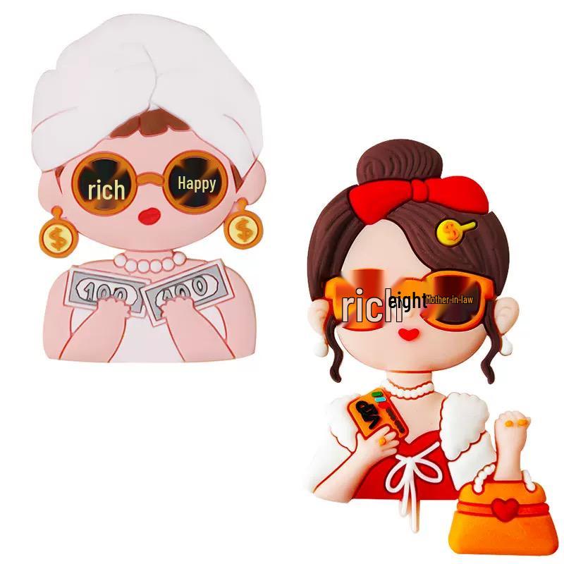 Украшение торта ко Дню матери: Милые елочные игрушки «Мама и лучшая подруга» - Утка-звезда интернета, подключаемая к розетке.