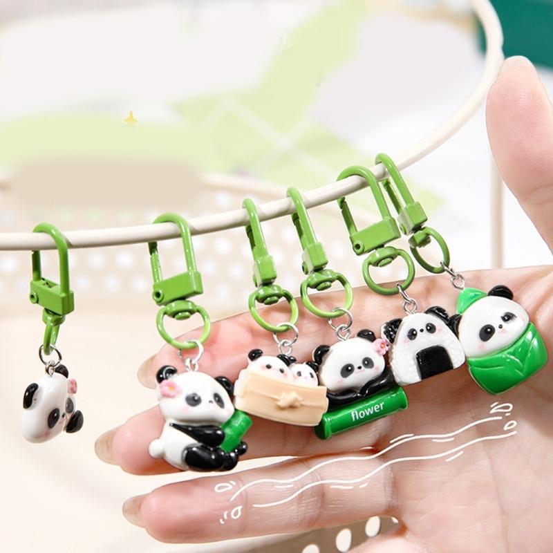 Мультяшный брелок Панда Акриловые материалы Набор из 8 Милых дизайнов Портативный для Модных женщин Украшение для ключей и сумок