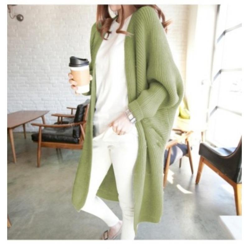 Осень и Зима Женский Свитер Кардиган Куртка Средней Длины Свободного Покроя Повседневный с Рукавами Летучая Мышь Необычного Дизайна