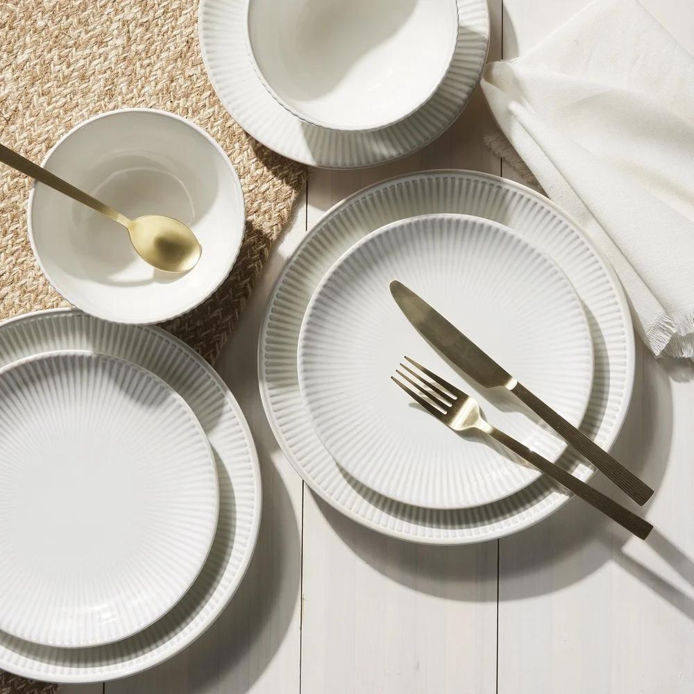 Elegant 10.5 Inch Stoneware Dinner Plate Ribbed Edge Microwave Dishwasher Safe Durable Ceramic Dish