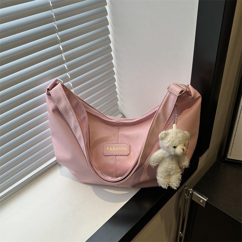 Мягкая кожаная большая вместительная повседневная сумка, весенняя новая универсальная сумка через плечо, однотонная женская сумка в корейском стиле