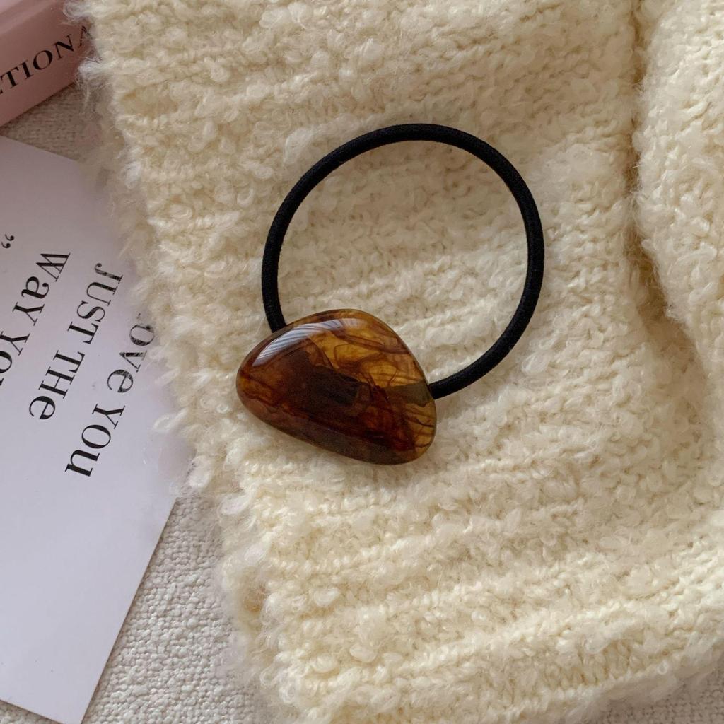 Корейская минималистская треугольная резинка для волос из смолы для женщин