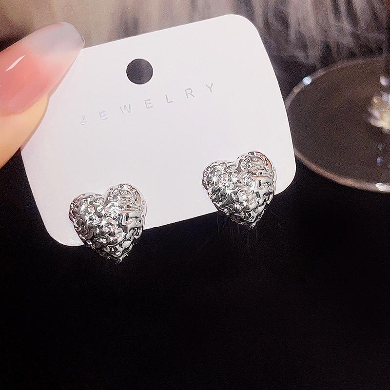 European and American hot-selling super flash earrings collection, exquisite full diamond Internet celebrity fringed pearl flower stud earrings
