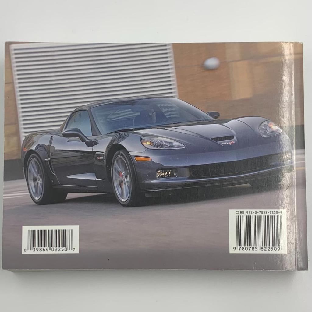 [Б/У] Chevrolet Corvette Книга на английском языке CORVETTE