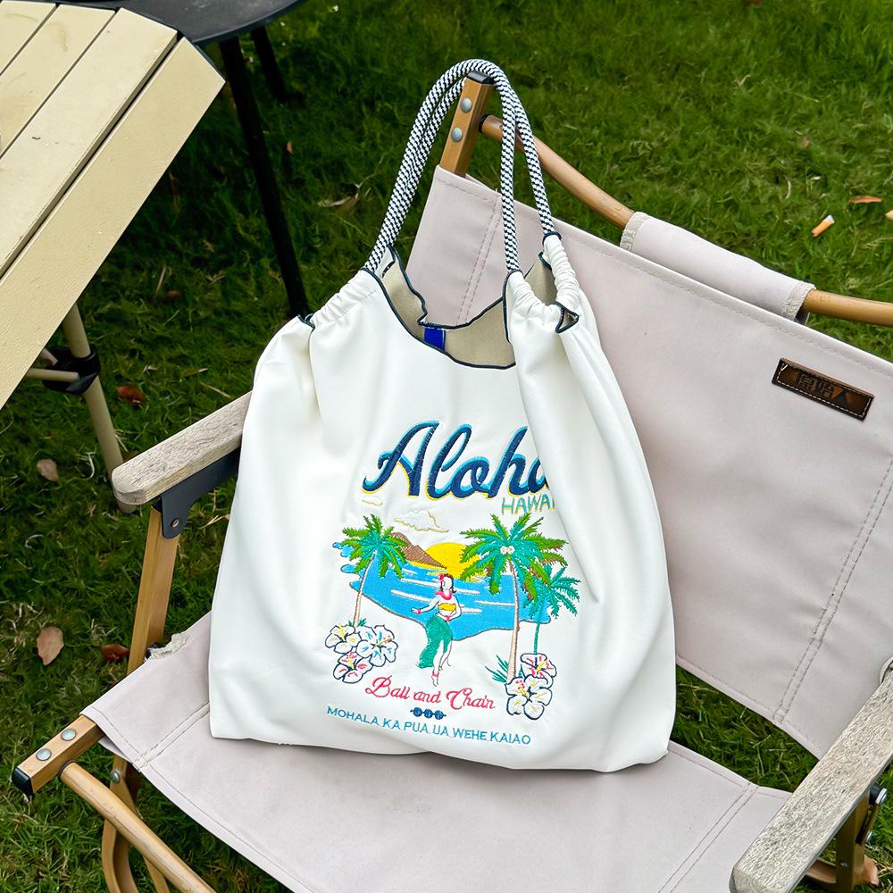 Сумка-тоут из вышитой кожи в японском стиле - Женская большая вместительная сумка через плечо