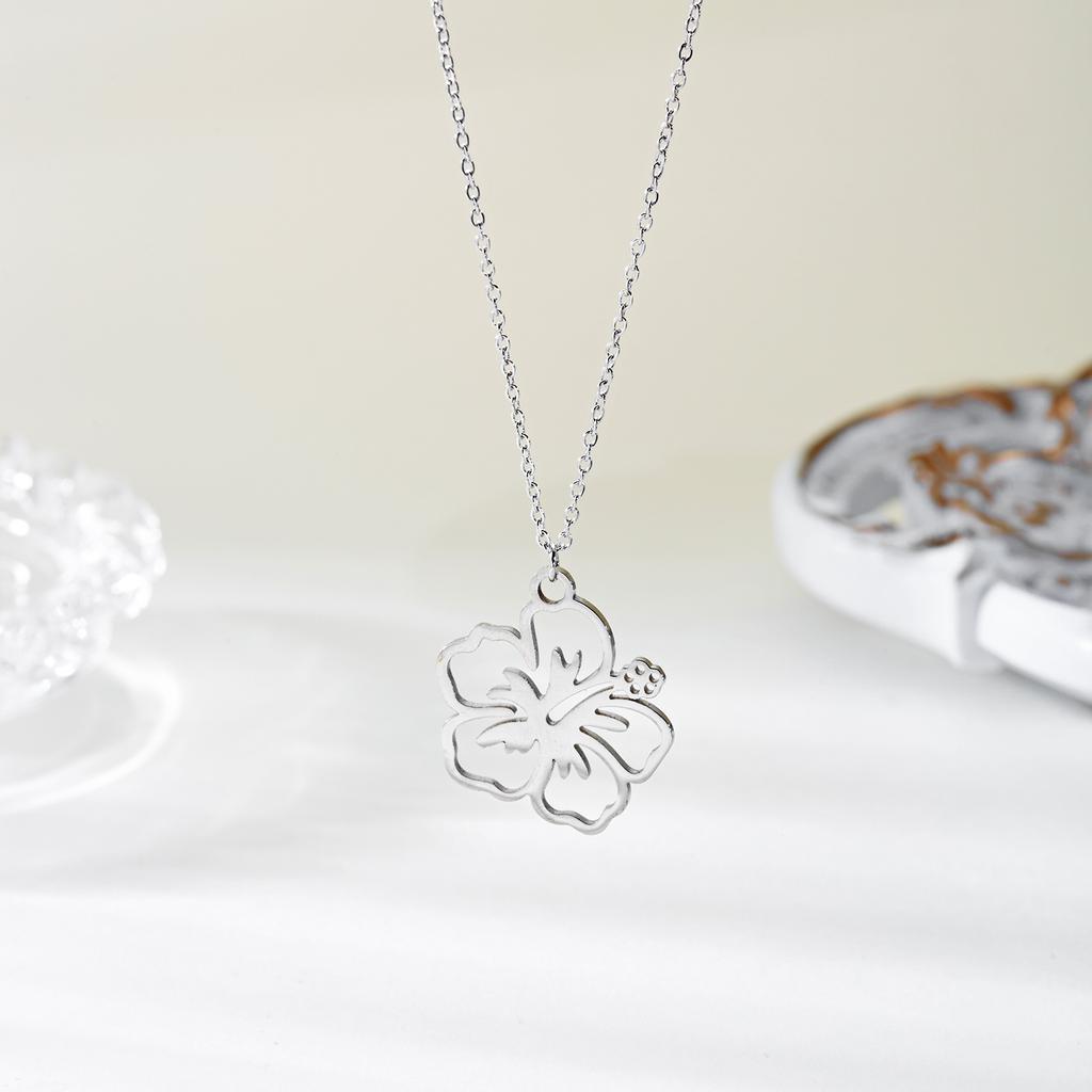Stainless Steel Hollow Flower Pendant Necklace for Women Minimalist Gold Color Flower Necklace Charms Wedding Party Jewelry