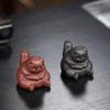 Чайная фигурка из исинской глины Фиолетовая глина Гневливый кот Скульптура Ручная работа Декор для чайного столика для набора для чайной церемонии Кунг-фу Подарки для любителей чая Декор для дома и офиса