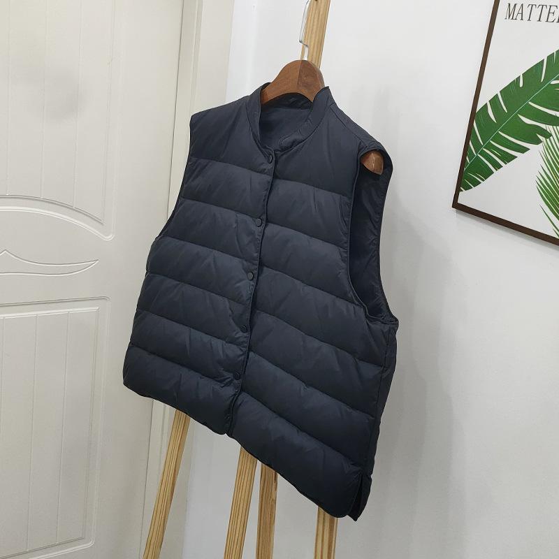 Женский легкий пуховый жилет 2025: Теплый, Без рукавов, Воротник-стойка, Модный пух белой утки для осени/зимы.