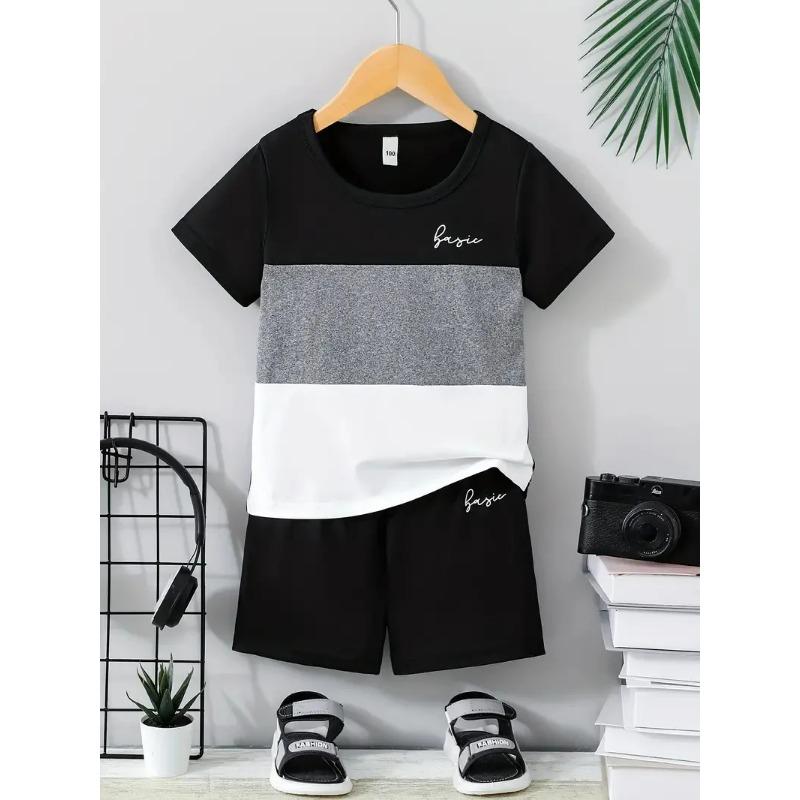 Направленный хит продаж для мальчиков в стиле пэчворк с цветным буквенным принтом, свободный костюм с короткими рукавами и шортами в повседневном стиле
