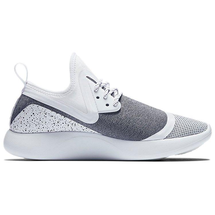 Nike Женская модель Lunarcharge Essential 'White Black' 923620-100