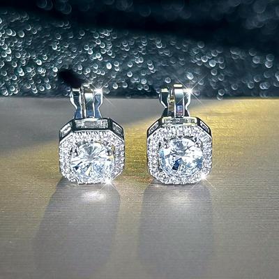Простые квадратные серьги-клипсы с фианитом для женщин и девочек, милые серьги без пирсинга, ювелирные изделия для свадебной вечеринки