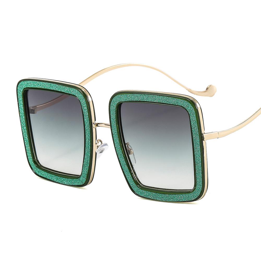 New Women Eyewear Trendy Sunglasses Large Square Sunglasses Personalized Glasses Retro Designer Fashion Sunglasses