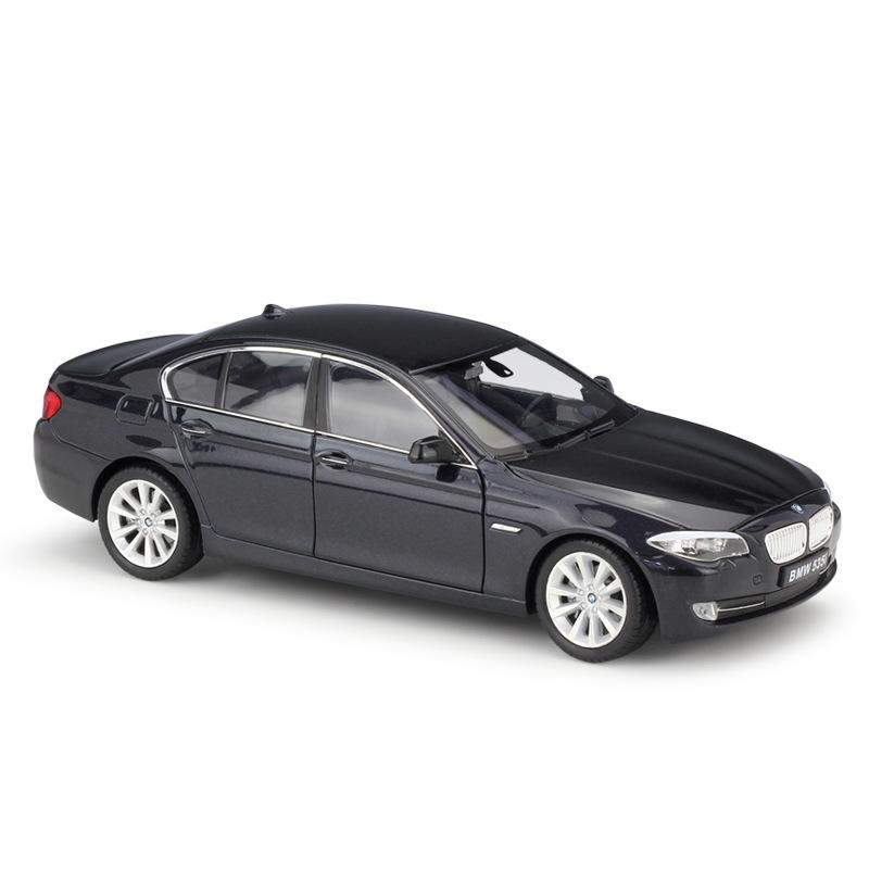 WELLY 1:24 BMW 535i Sedan Alloy Die-Cast Model Car - Official Licensed Luxury Car with Opening Doors Collector's Display Gift