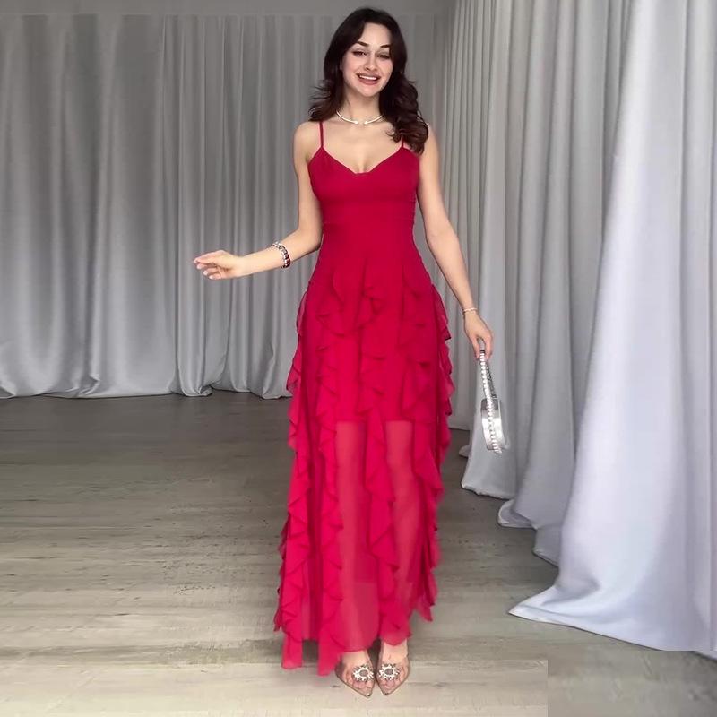 Летнее женское платье 2024 года с оборками и вставками, облегающего кроя