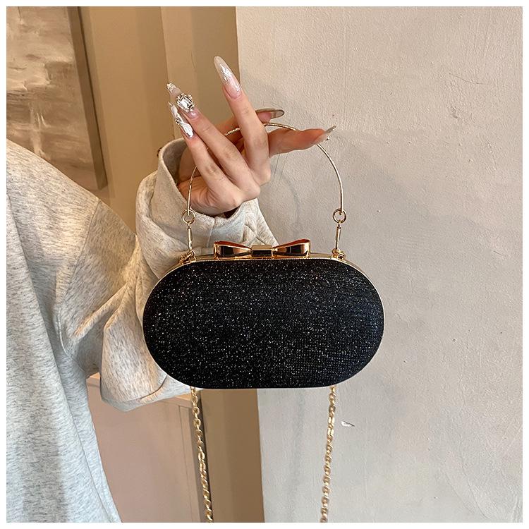 Elegant Women's Evening Clutch: Versatile Cheongsam-Style Wedding Bag