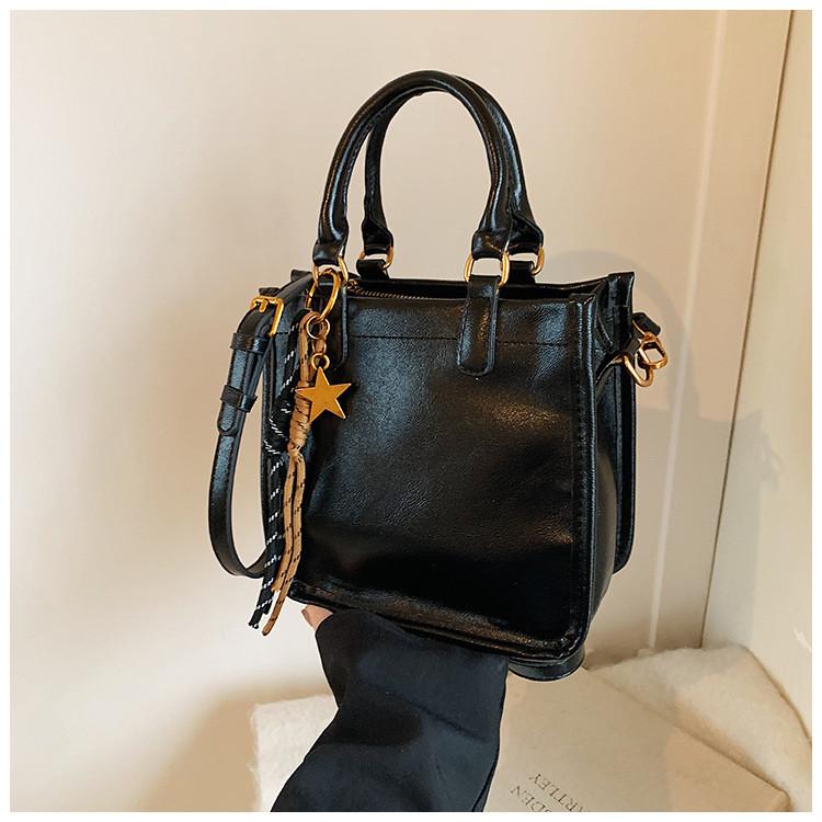Ielgy High-End Feeling Large-Capacity Bag Commuter Shoulder Messenger Bag Fashion Shoulder Portable Tote Bag